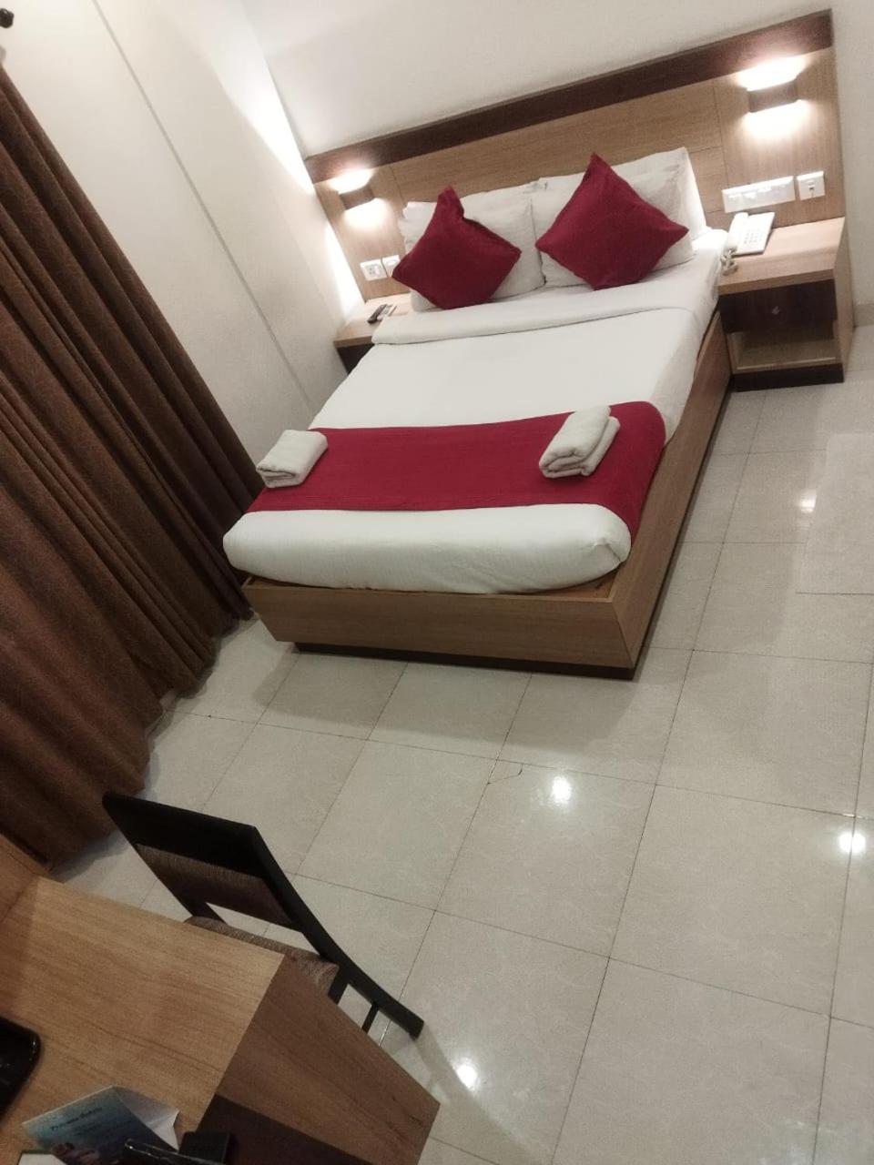 Prayana Hotels Kochi Luaran gambar